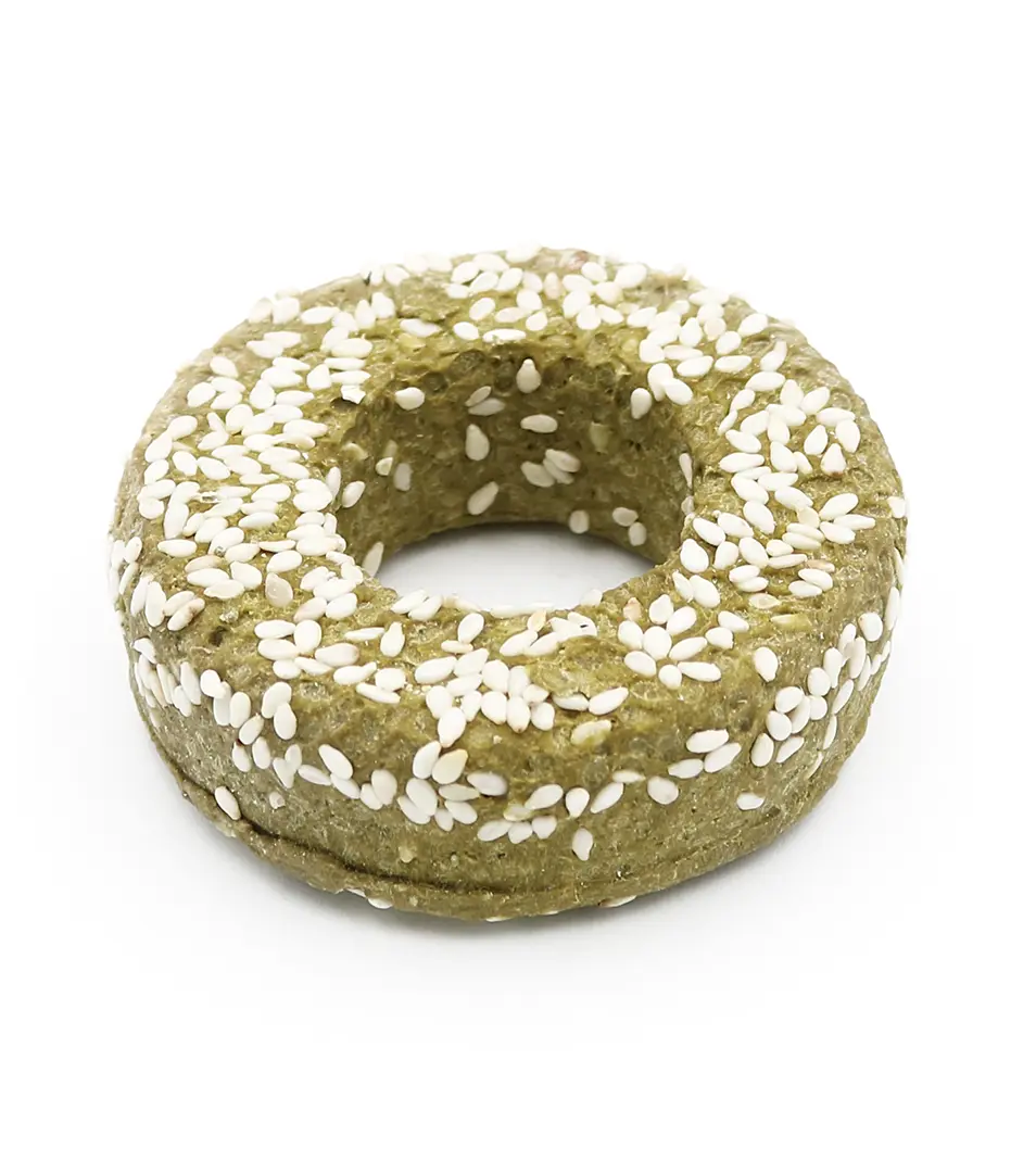 Hovädzí donut so špenátom, biely sezam Koko Charlie 1 ks