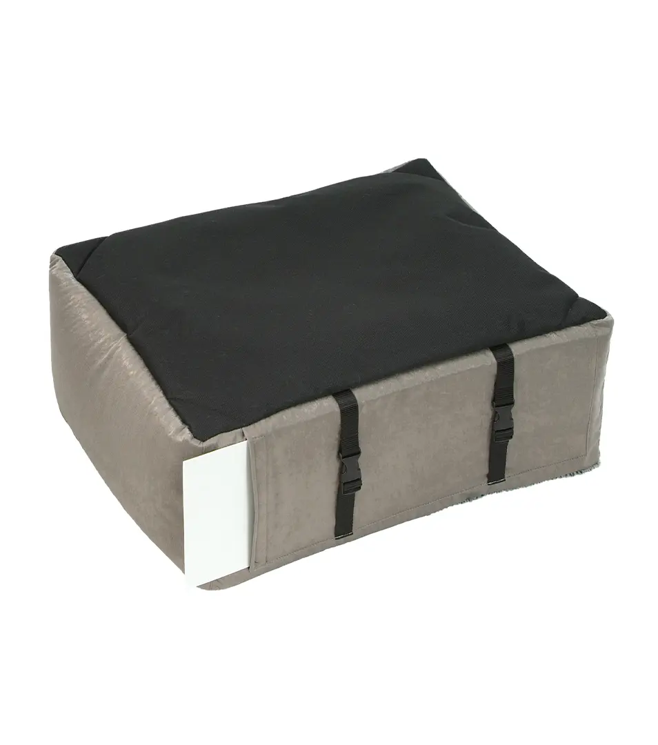 Pelech do auta Platinum 60x45 cm šedý