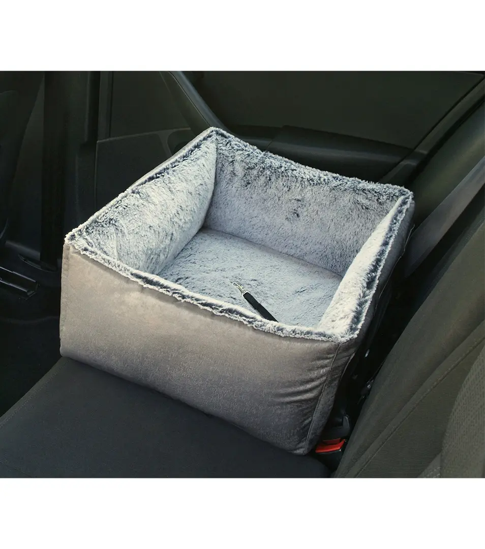 Pelech do auta Platinum 80x45 cm hnedý